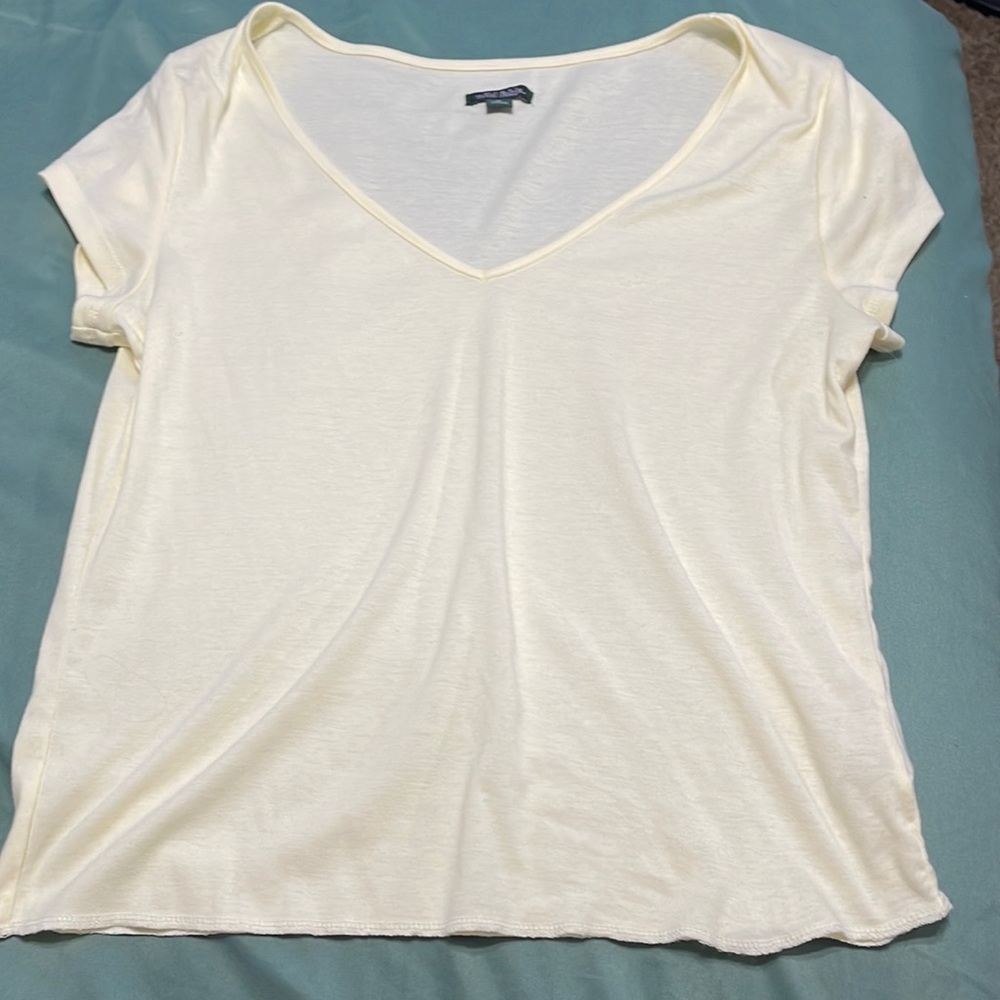 yellow tshirt